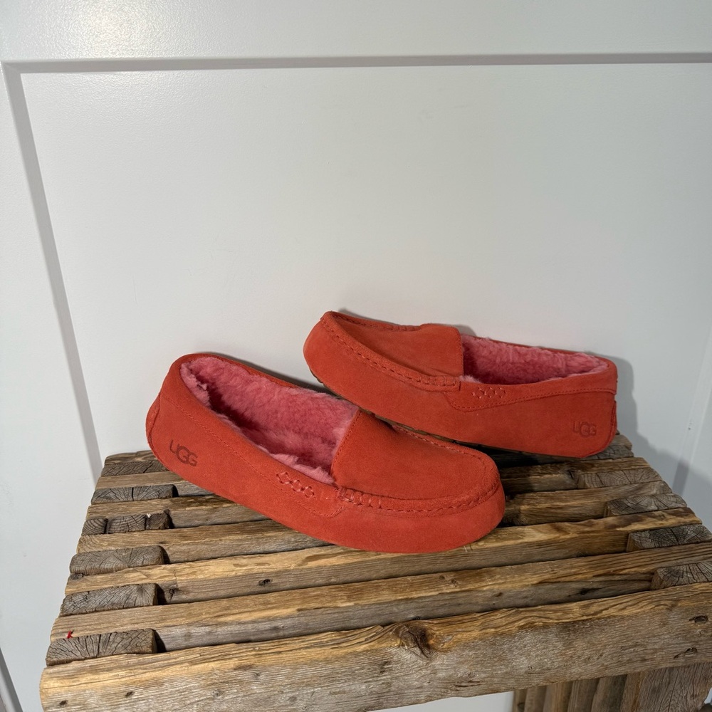 UGG Women's Moccasins in Coral Red